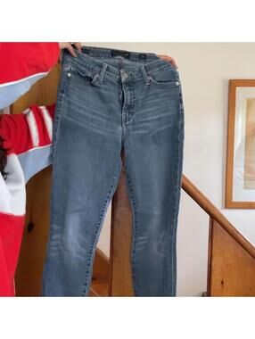 Lucky brand skinny jeans Size 6 or 28